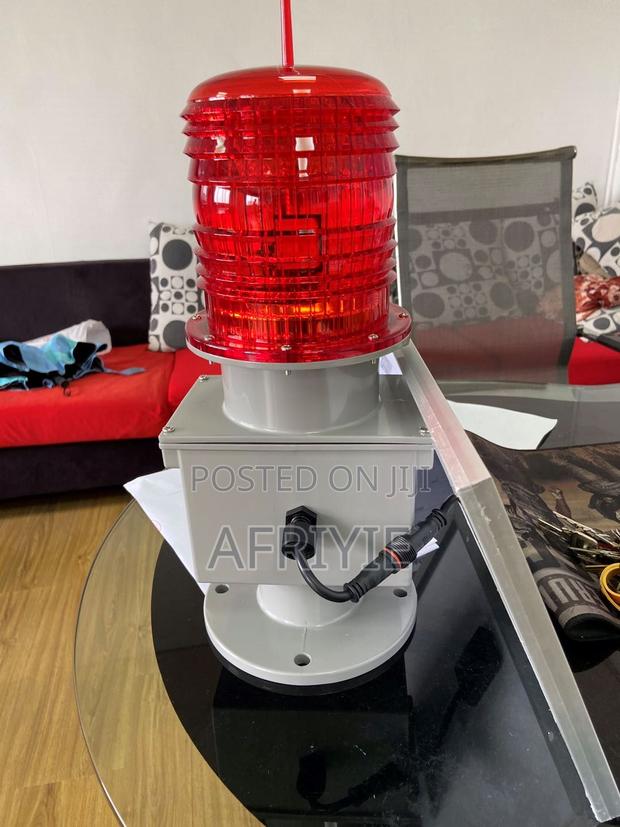 High Building Signal Warning Lamp LED Solar Powered · Photo 3