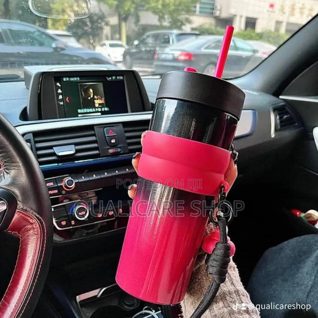 710ml Vacuum Insulated Cup · Photo 4