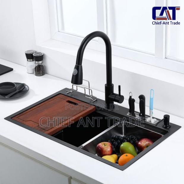 Waterfall Kitchen Sink. Luxury. 7546 · Photo 7