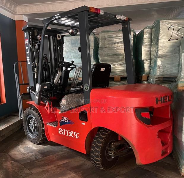 Brand New Forklift · Photo 2