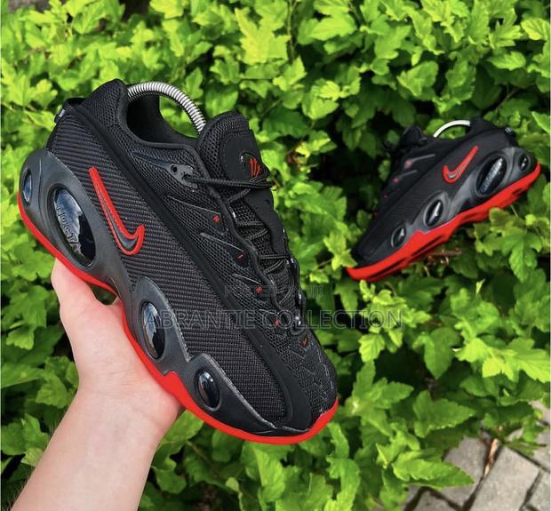 Nike Nocta Glide Black/Red · Photo 2