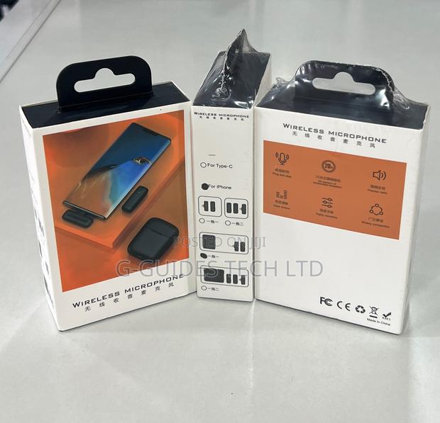 J11 iPhone Wireless Microphone With Charging Case · Photo 4