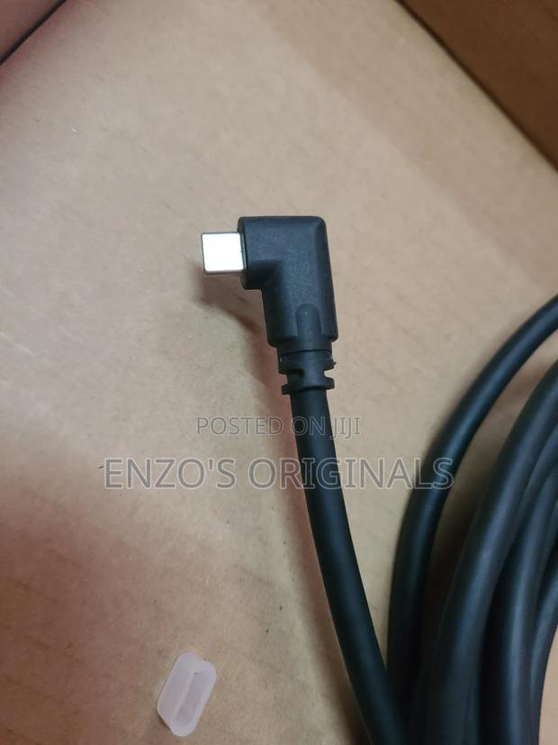 USB to USB-C 3.1 High Speed Data Cable · Photo 2
