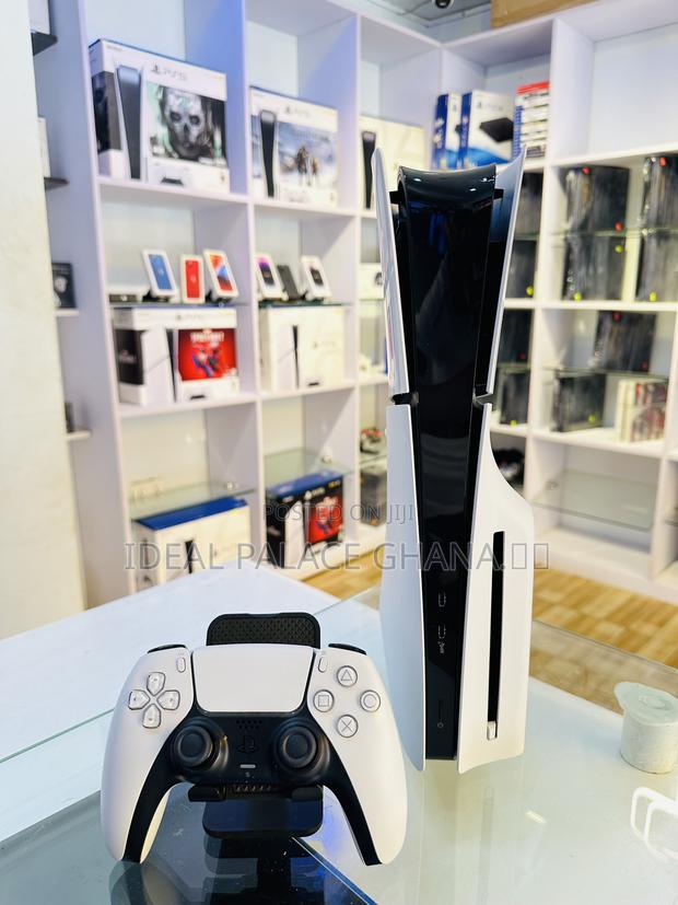 Used Ps5 Slim With 5 Latest Games · Photo 2