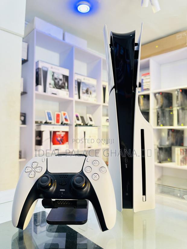 Used Ps5 Slim With 5 Latest Games · Photo 1