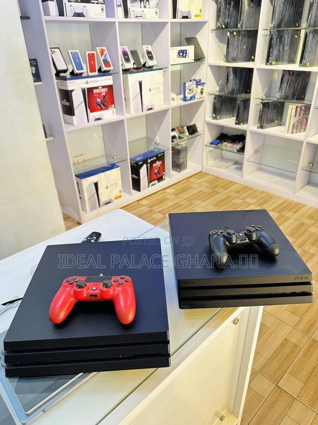 10 Games on Ps4 PRO · Photo 1