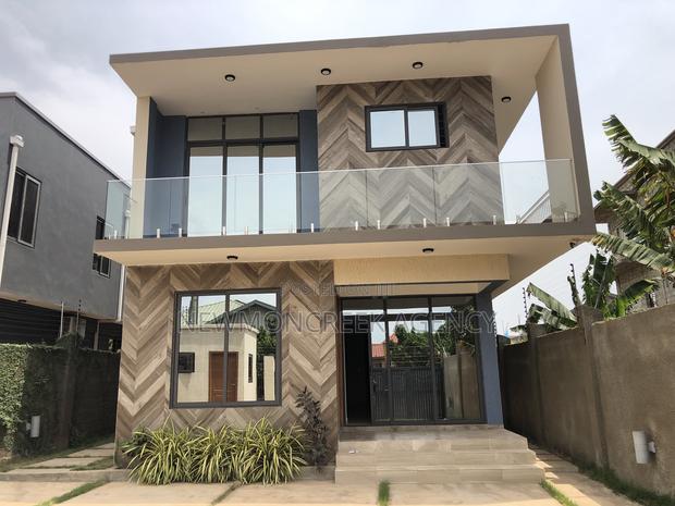 4bdrm Duplex in Oyarifa Junction, Accra Metropolitan for sale · Photo 2