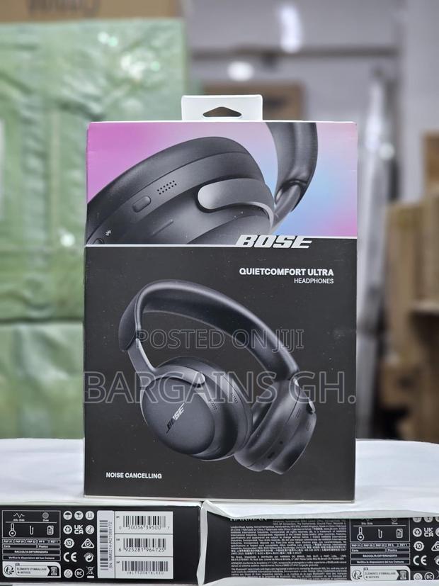 Bose Quiet Comfort Ultra Headphone With Protective Bag · Photo 3