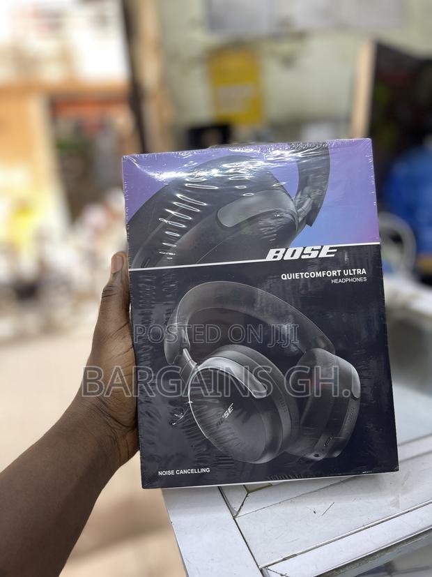 Bose Quiet Comfort Ultra Headphone With Protective Bag · Photo 6