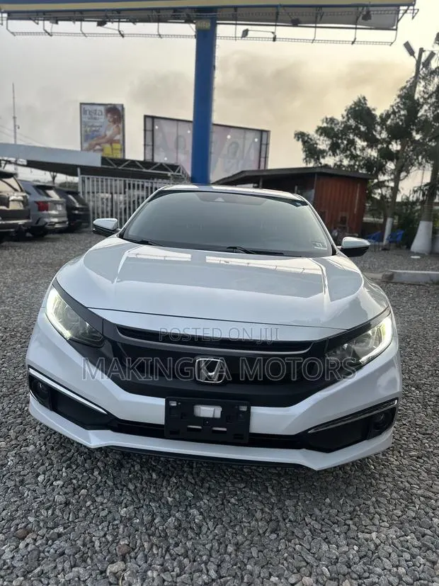 Honda Civic EX-L Sedan 2019 White · Photo 1