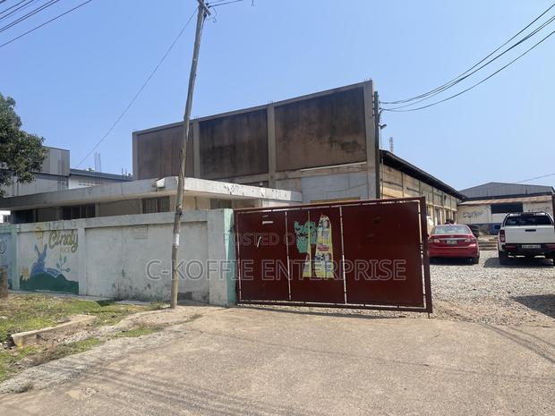 1300 SQM Warehouse at Accra Central · Photo 5