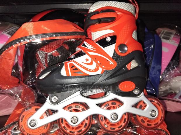 Skate Shoe Set · Photo 1