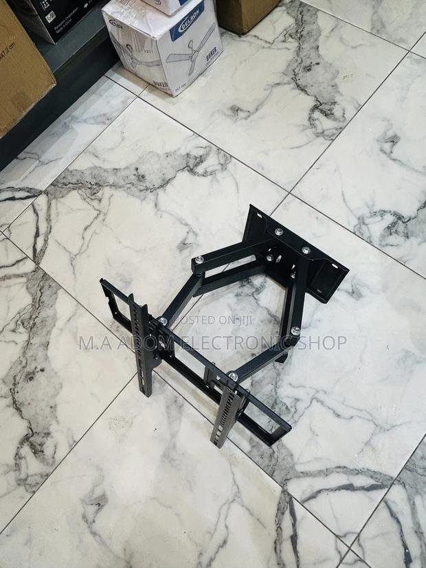 Very Durable Tv Mount 32”-80” · Photo 3