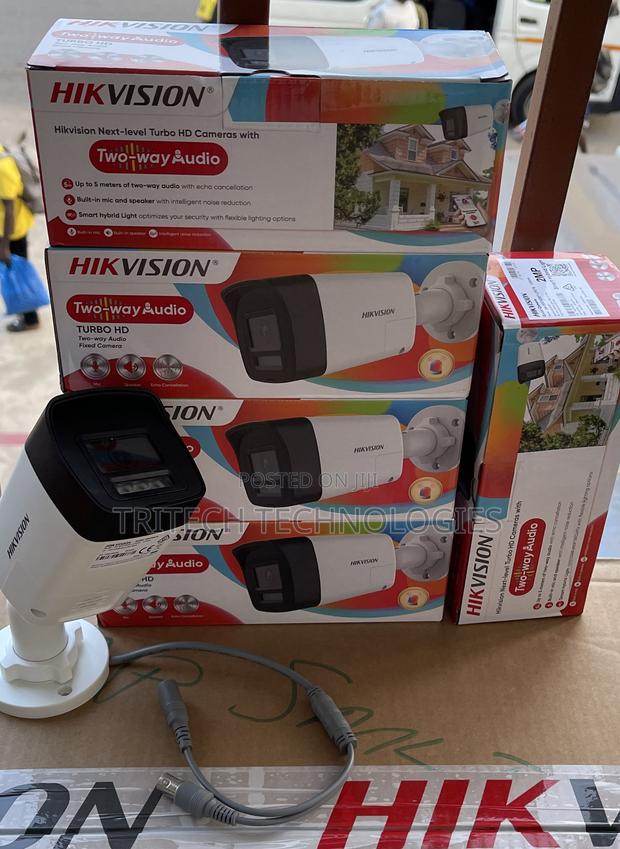 Hikvision Colorvu 2mp Two Way Audio Siren Outdoor Camera · Photo 3