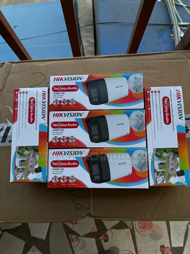 Hikvision Colorvu 2mp Two Way Audio Siren Outdoor Camera · Photo 1