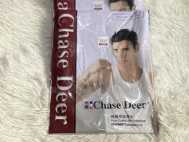 Chase Deer Pure Cotton Singlet · Photo 3