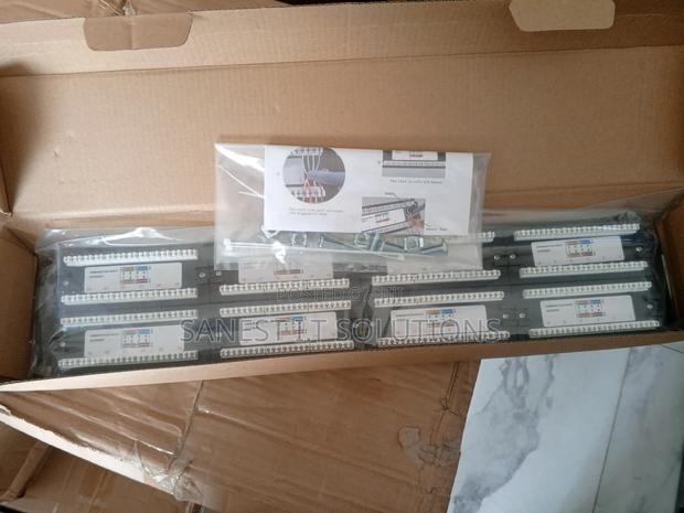 48 Port Patch Panel · Photo 1