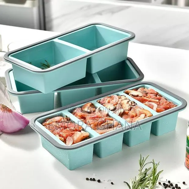 4-in-1 Silicone Food Freezer Tray With Lid · Photo 1