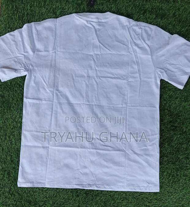 Luxurious White Dior Round-Neck Top for Sale at Tryahu · Photo 2