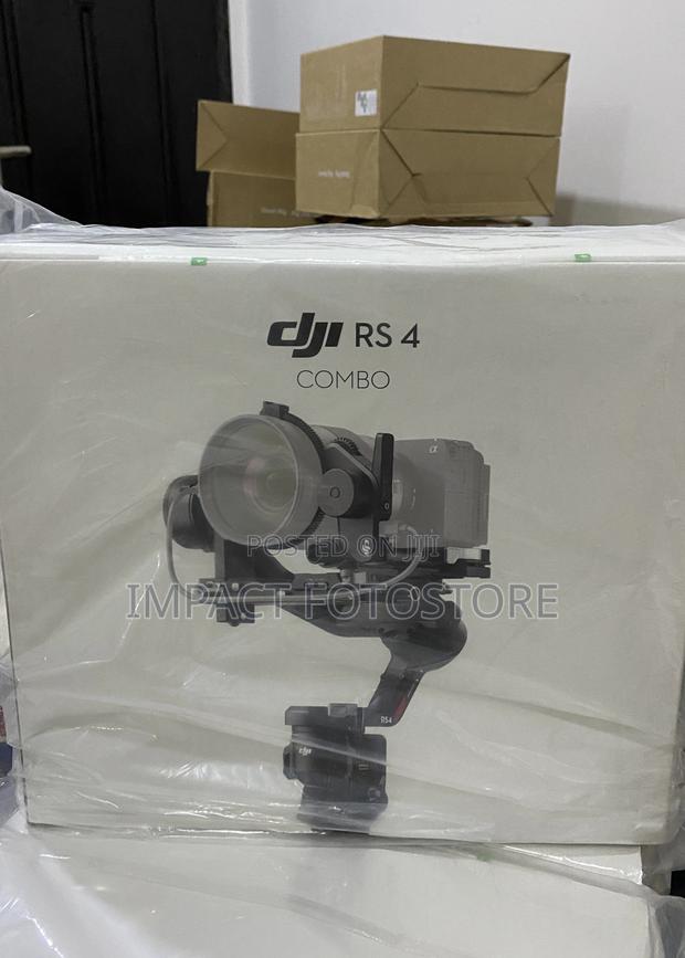 Dji Rs 4 Gimbal Stabilizer Combo · Photo 1