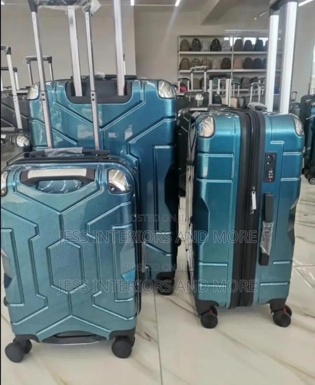 3-Piece Luggage Sets
(Blue) · Photo 1