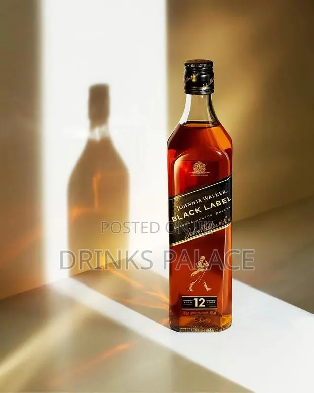 Johnnie Walker Blavk Label 1L · Photo 1