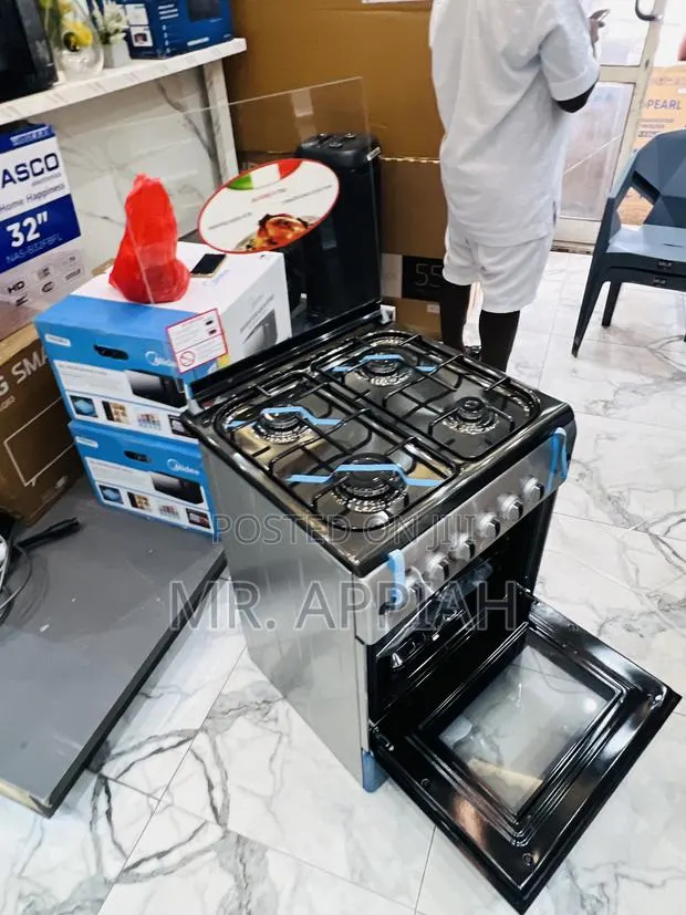 Extremely Classic Ferre 60x60cm New Line 4 Gas Cooker(Gray).. · Photo 1