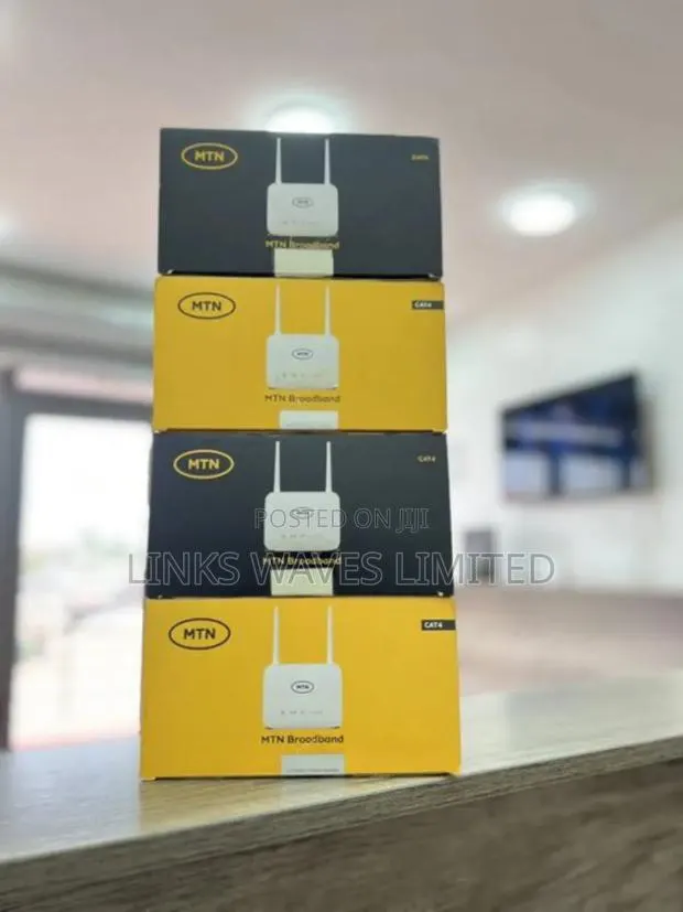 S20 Cat 4 Universal Router With Power Bank · Photo 1