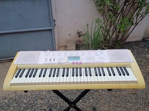Casio LK 107 Has USB With an Adapter · Photo 1