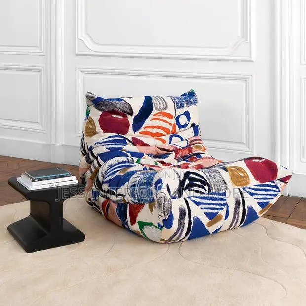 Lounge Chair (Togo Accent Chair) · Photo 1