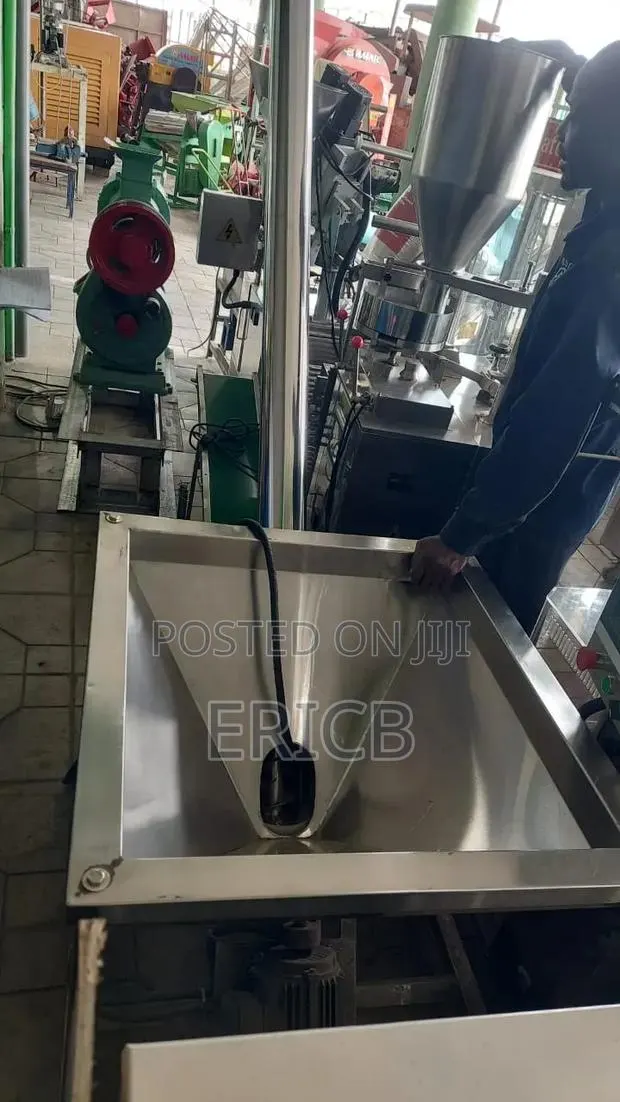 Electric Screw Conveyer · Photo 1