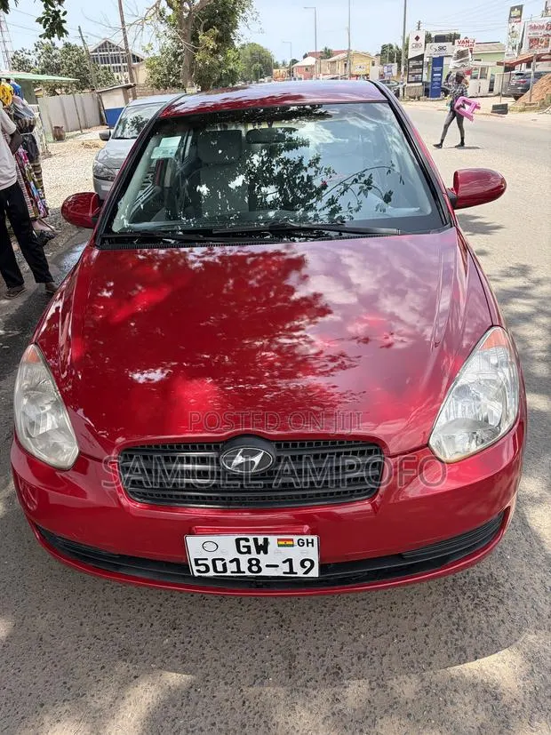 Hyundai Accent 1.3 GLS Automatic 2007 Red · Photo 1
