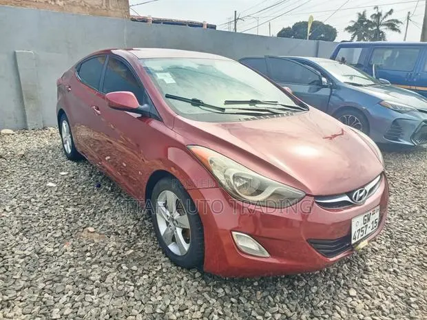 Hyundai Elantra 2015 Red · Photo 1