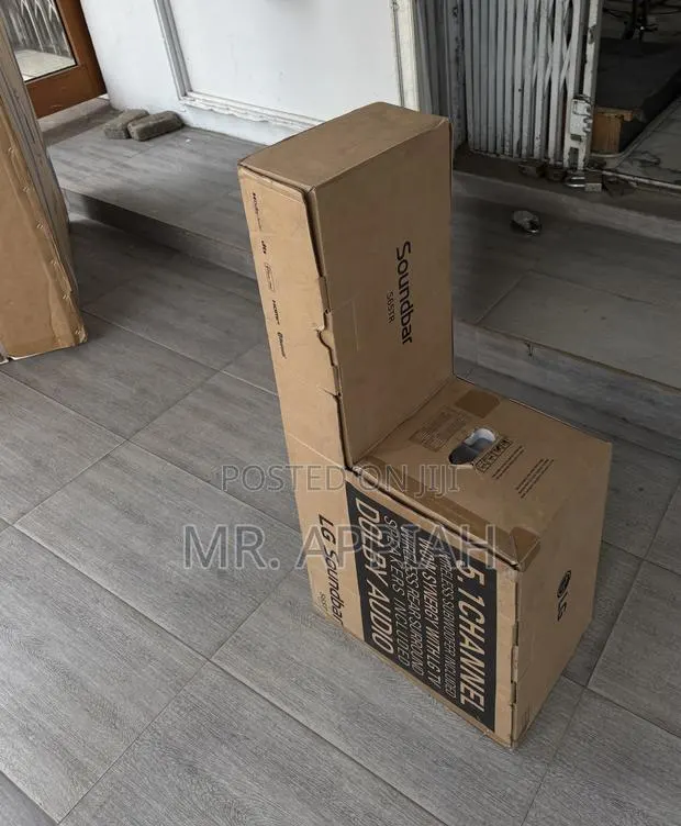 600Watt 5.1channel LG S60T Bluetooth Home Theater(Black) · Photo 1
