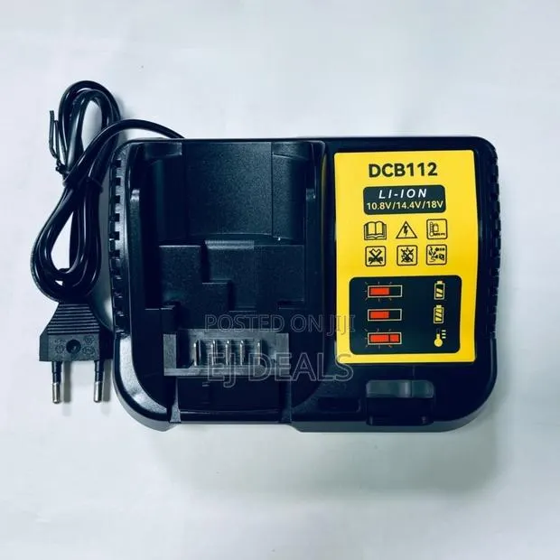 Dewalt Charger 10.8v-20v Fast Charger · Photo 1