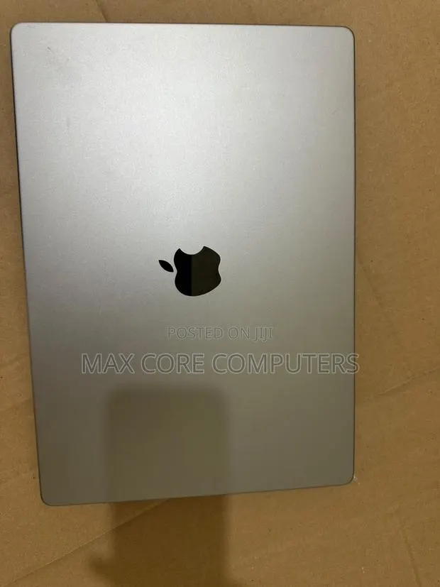 Laptop Apple MacBook Pro 2021 M1 16GB Apple M1 SSD 1T · Photo 1