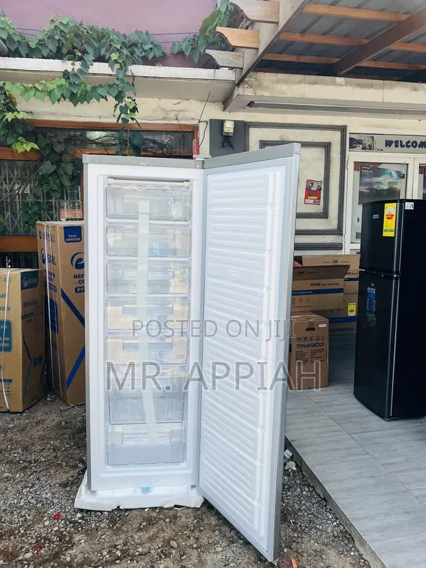 Order Quality Nasco Nasd1-33 Single Door Upright Standing Freezer · Photo 1