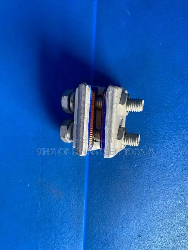 Heavy-Duty Electrical Line Tap Clamp – Secure Conductor Connector · Photo 1