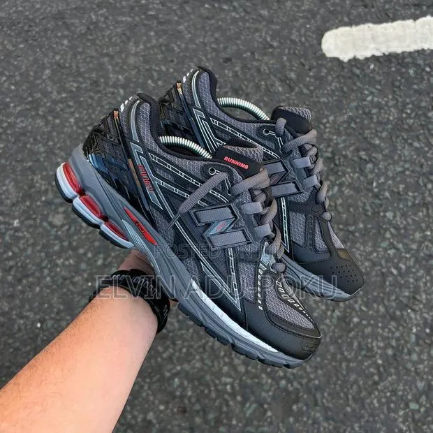 New Balance 1906 Sneaker in Different Colours , Swipe > · Photo 1