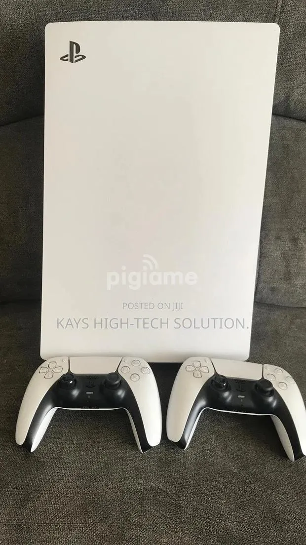 Play Station 5 With Two Controllers and Games · Photo 1