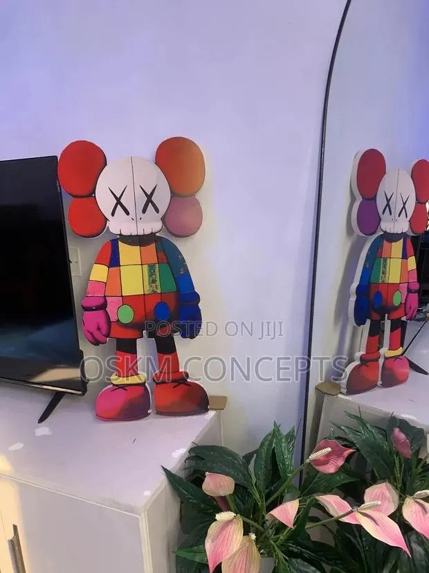 2d Kaws Toys · Photo 1