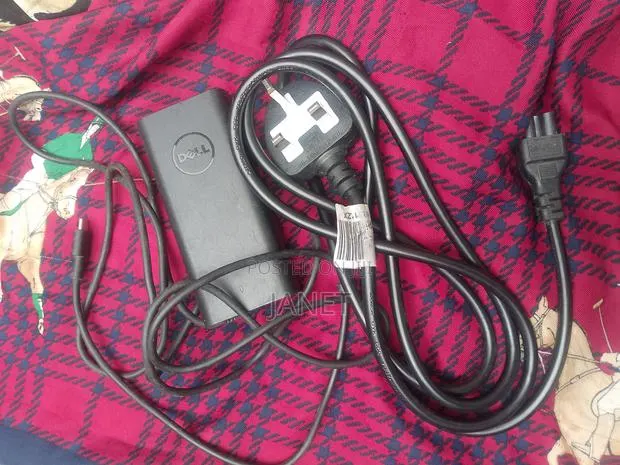 Original Type C Dell Charger · Photo 1