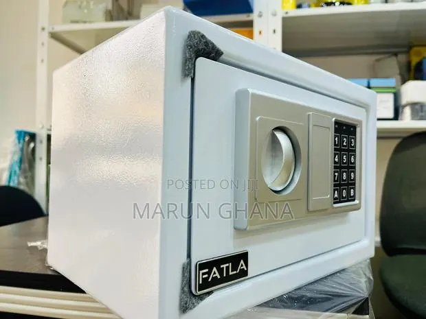 Money Safe Locker Box 20e (20l) Digital + Key - White Color · Photo 1