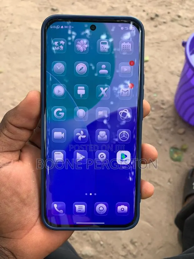 Tecno Spark 40 Pro+ 128 GB Gray · Photo 1