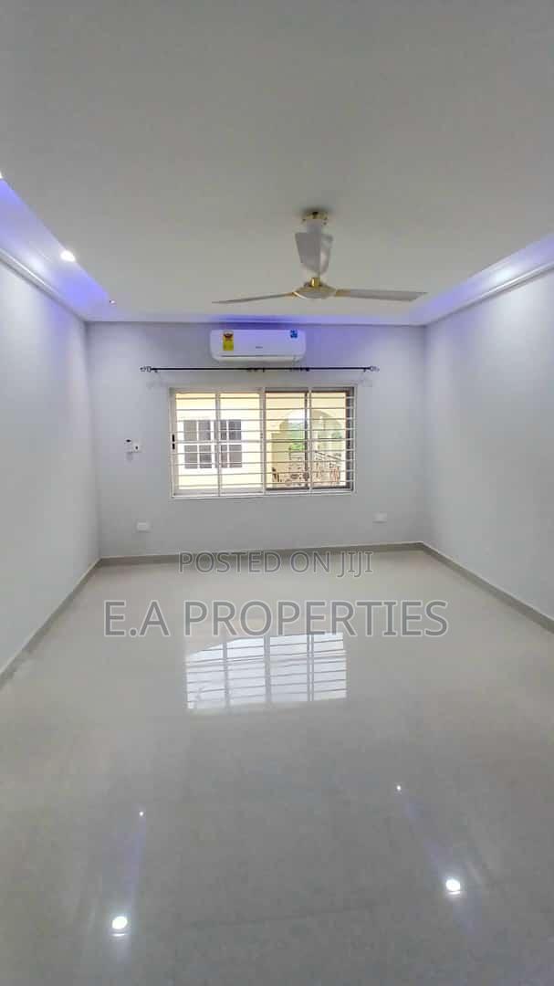 3bdrm House in E A Properties, School Junction for rent · Photo 5