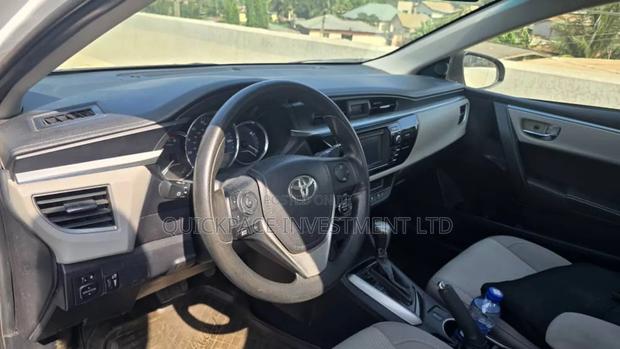 Toyota Corolla for Rent · Photo 3