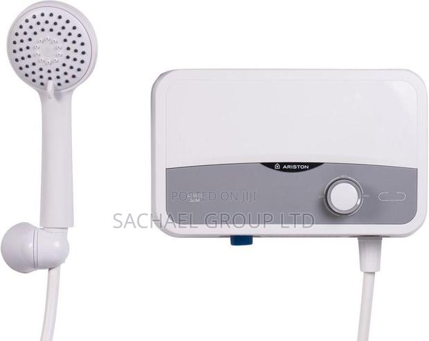 Instant Ariston Water Heater · Photo 1