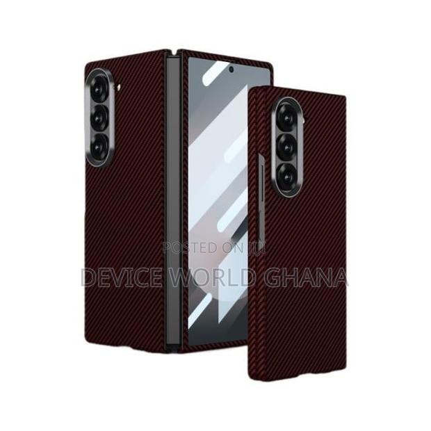 Mex Carbon Fiber Case Available for Samsung Z Fold 7 and 6 · Photo 1