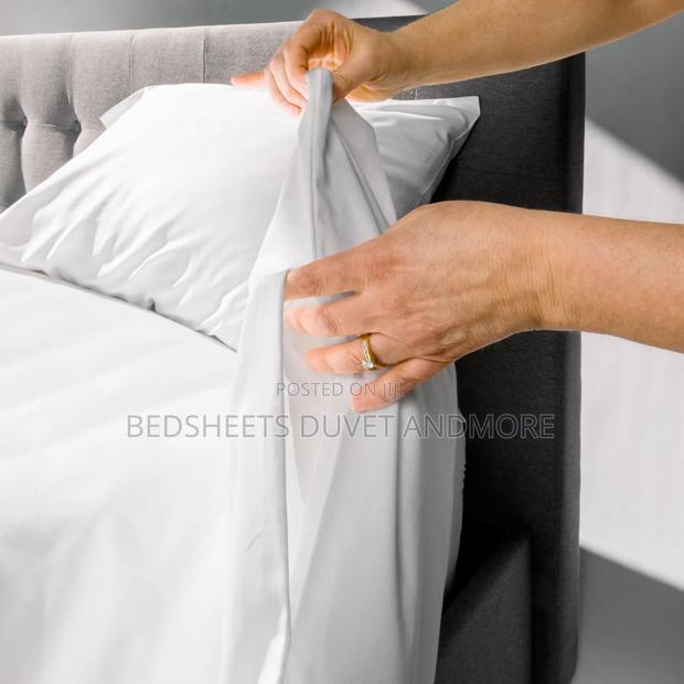 White Duvet Cover Sets for Hotels · Photo 1