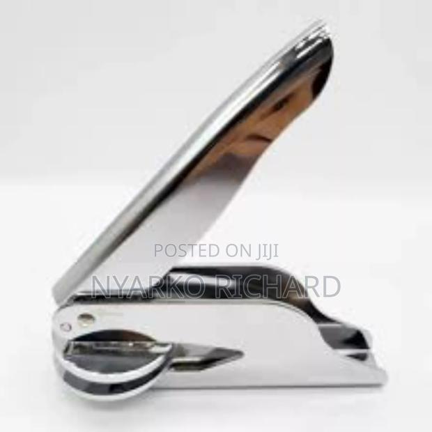 Seal/Embossing Stamp · Photo 1